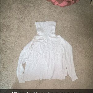 Hollister Women's Cowl Neck Sweater - Cream